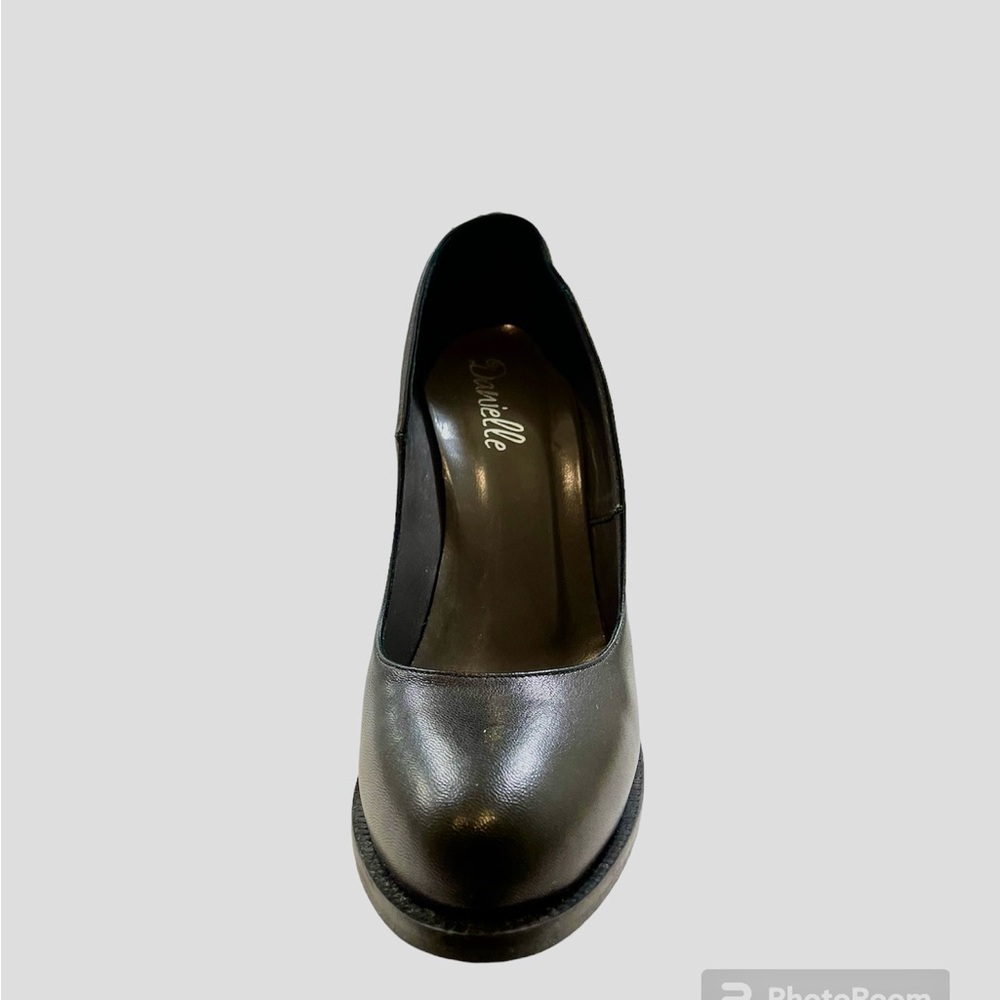 Italian black 4” high heels female shoes size 36 Italian